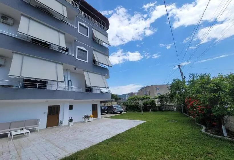 Villa Jiota