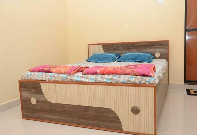 בית מלון כפרי Durva Cottage