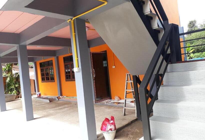 Pensió Baan Wang Kaew