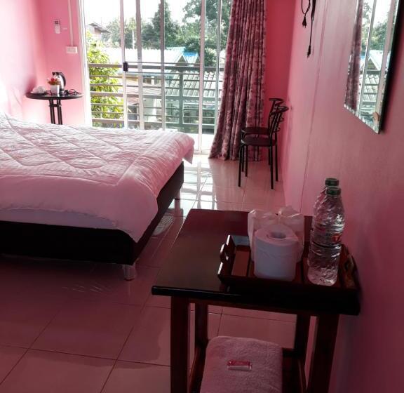 Pensió Baan Wang Kaew