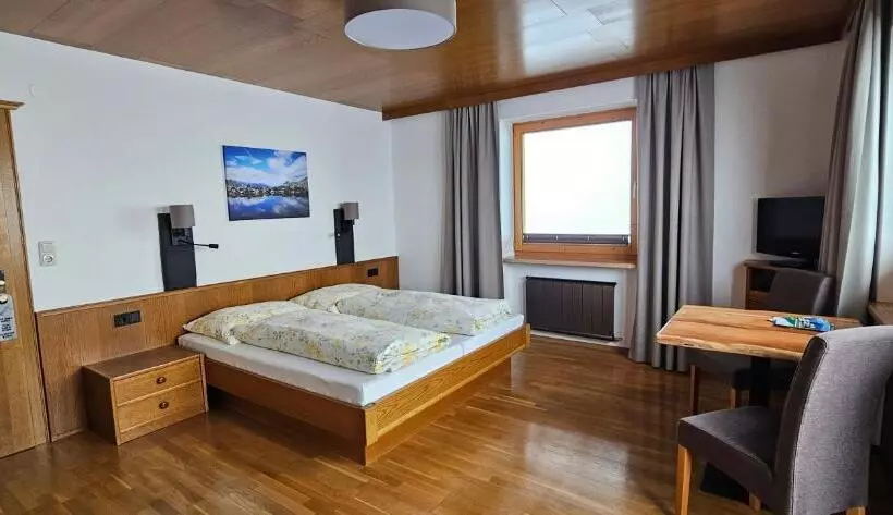 Majatalo Berggasthaus Steinerkogl