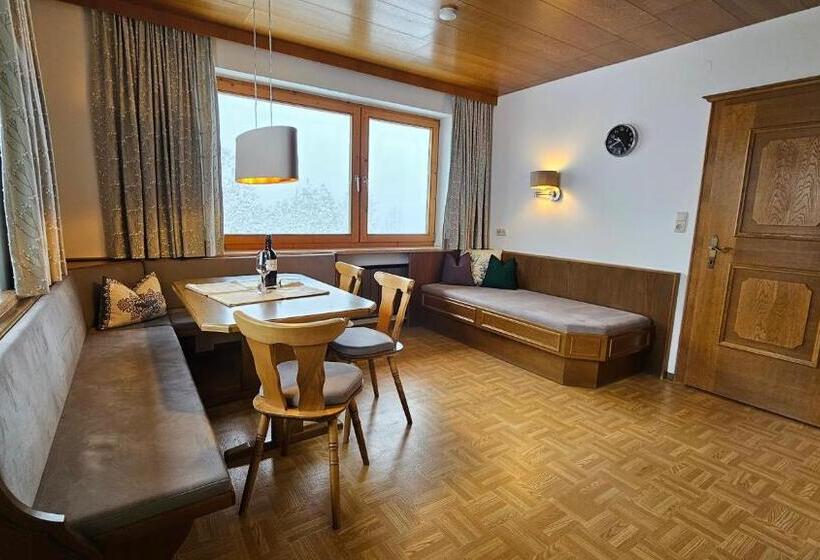 بنسيون Berggasthaus Steinerkogl