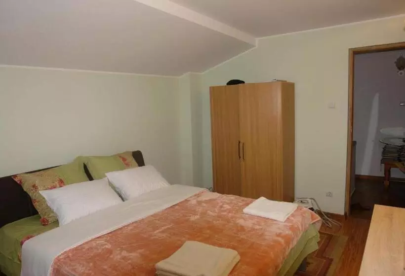 پانسیون Vila   Creta