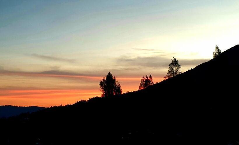 Panzió Volcano Lake View