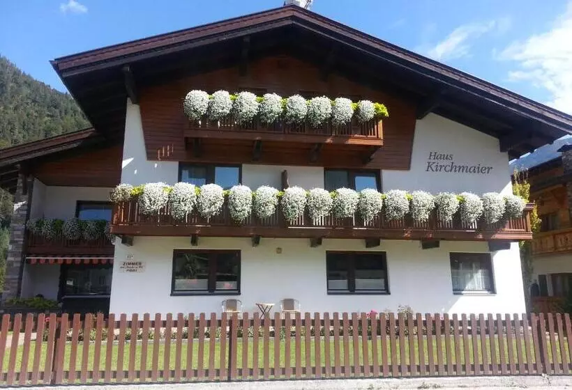 Aamiaismajoitus (B&B) Haus Kirchmaier