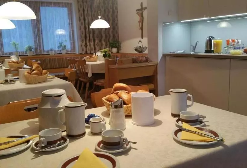 Aamiaismajoitus (B&B) Haus Kirchmaier