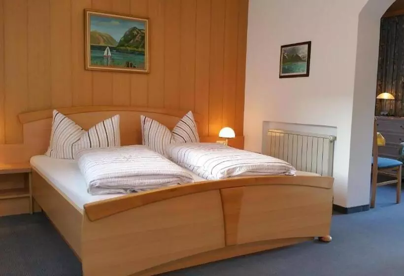 Aamiaismajoitus (B&B) Haus Kirchmaier