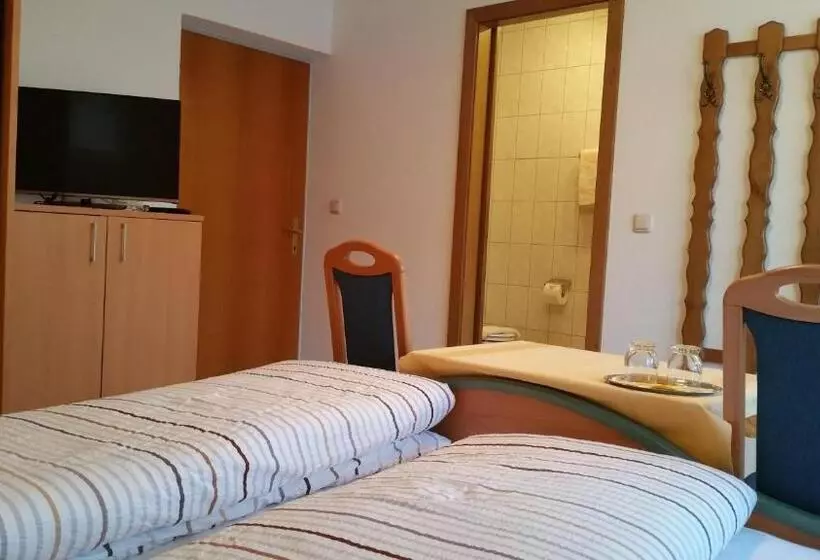 Aamiaismajoitus (B&B) Haus Kirchmaier