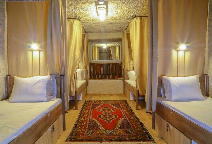 Homestay Cave Hostel