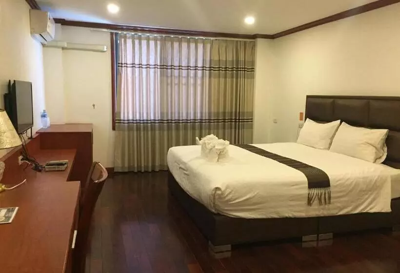 Hotelli Nakhone Champa