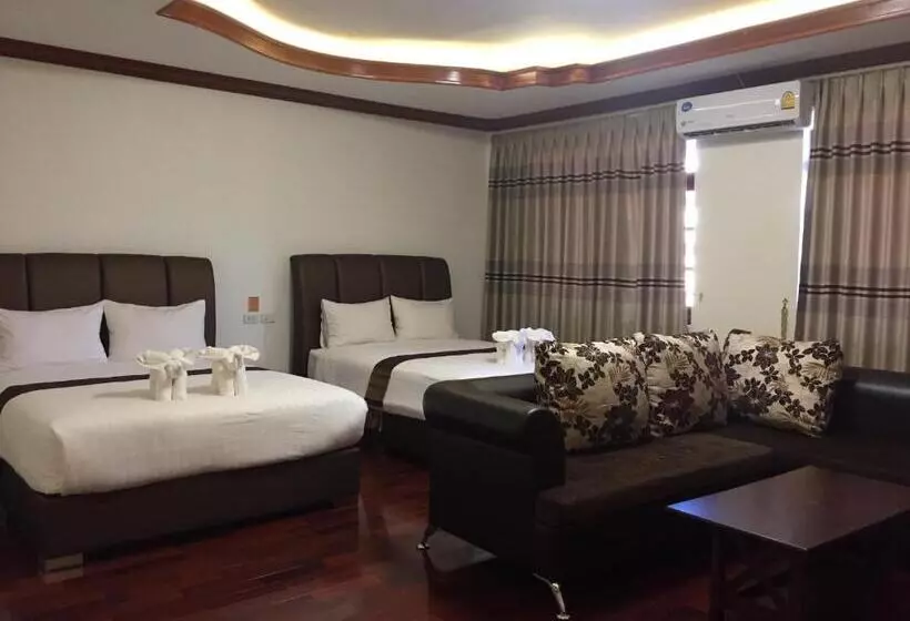 Hotelli Nakhone Champa