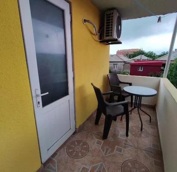 پانسیون Kobuleti Guest House