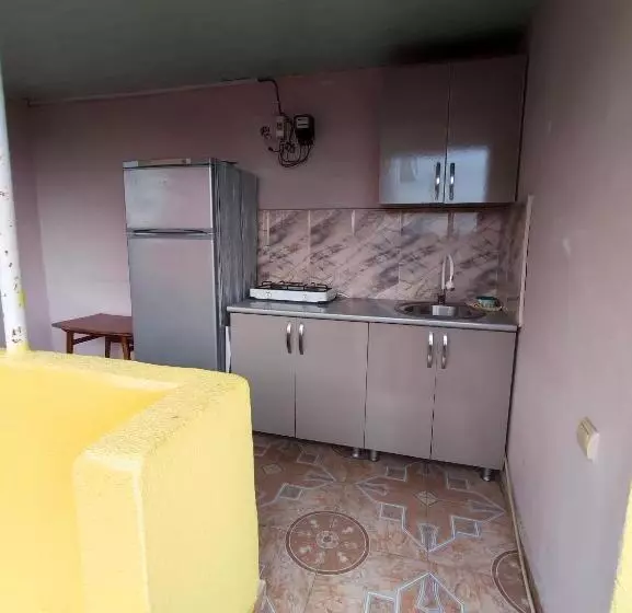 پانسیون Kobuleti Guest House