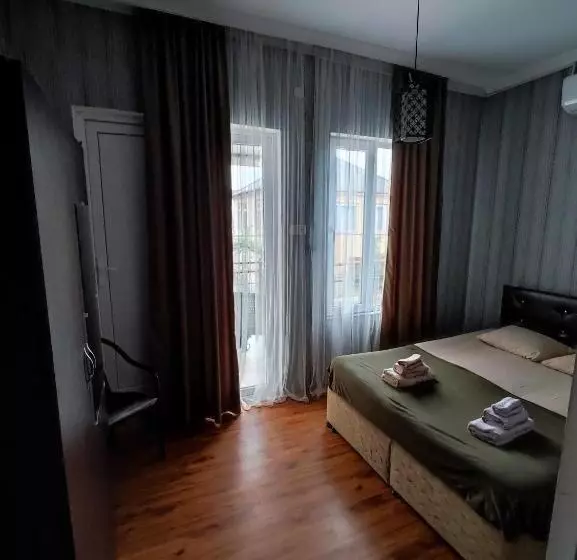 پانسیون Kobuleti Guest House