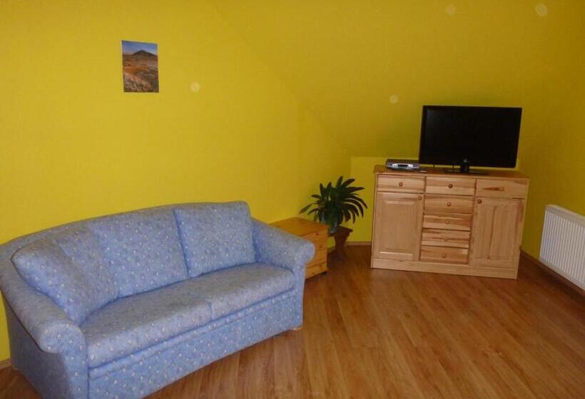 膳宿费 Penzion Hakl