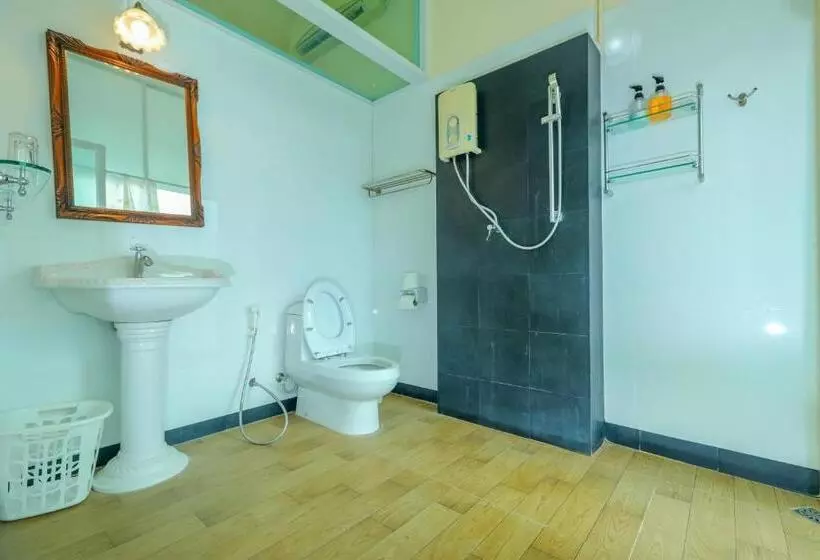 Yoko River Kwai Resort