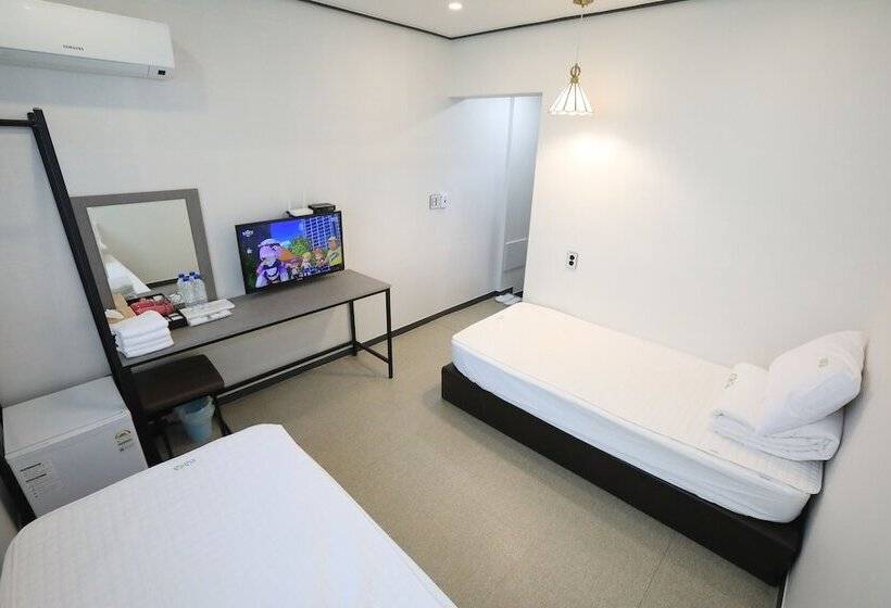 Hospedaria Casa Mini