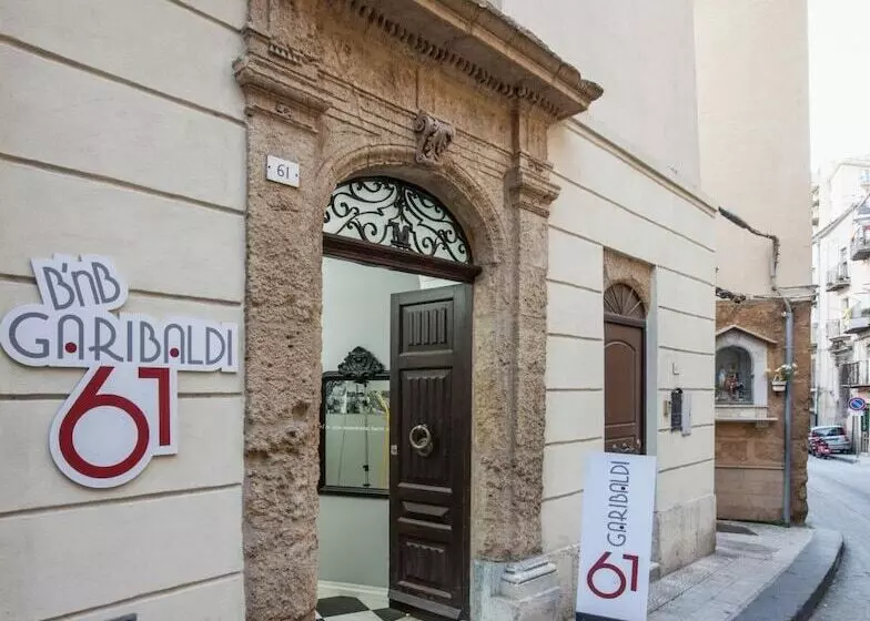 مبيت وإفطار Garibaldi 61