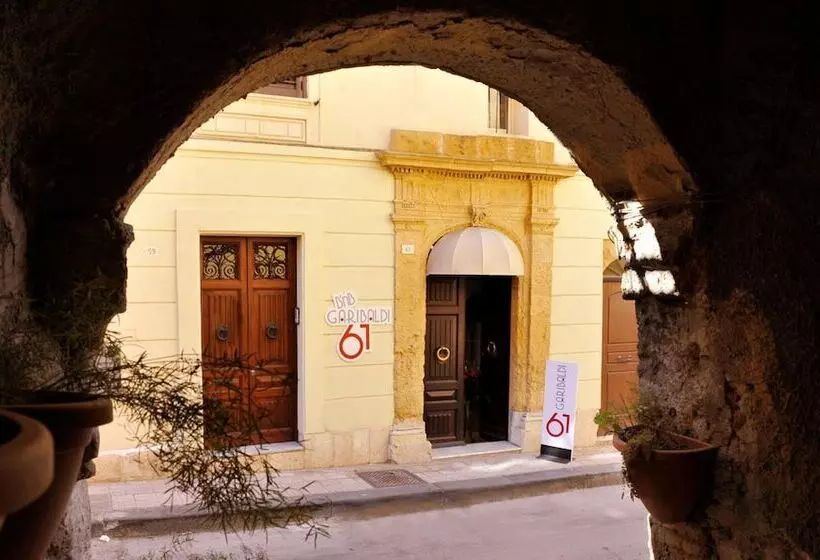 مبيت وإفطار Garibaldi 61