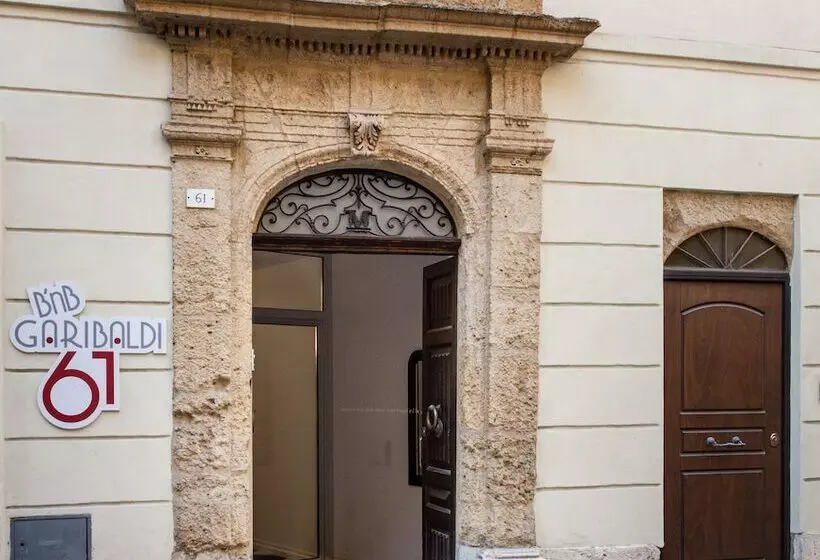 مبيت وإفطار Garibaldi 61