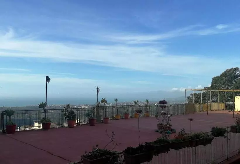 مبيت وإفطار Garibaldi 61