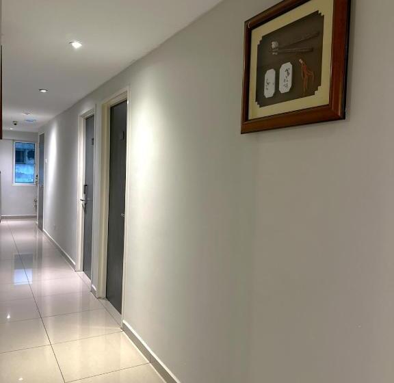 De Uptown Hotel @ Ss2