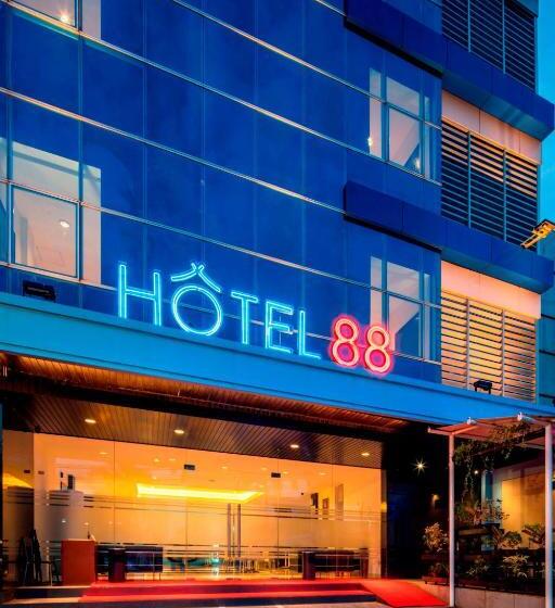 Отель 88 Mangga Besar Raya 120 Jakarta By Wh
