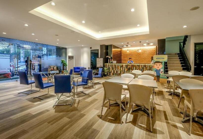 Отель 88 Mangga Besar Raya 120 Jakarta By Wh