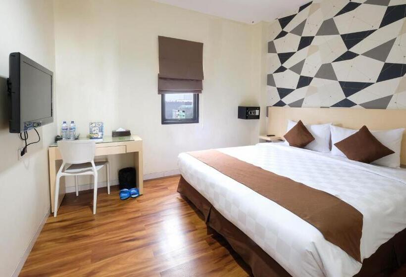Отель 88 Mangga Besar Raya 120 Jakarta By Wh