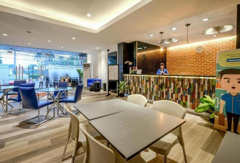 Отель 88 Mangga Besar Raya 120 Jakarta By Wh