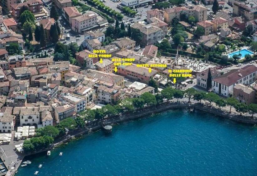 בית מלון כפרי Astoria