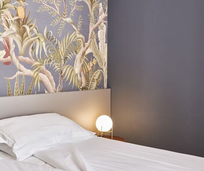 בית מלון כפרי Astoria