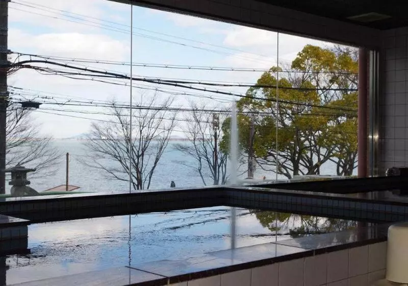 ホテル Ayaha Lakeside