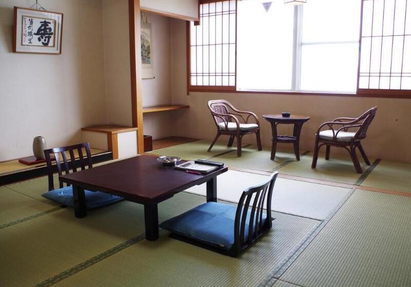 酒店 Ayaha Lakeside