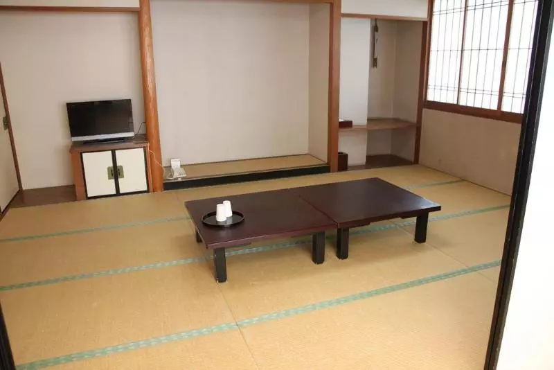 ホテル Ayaha Lakeside