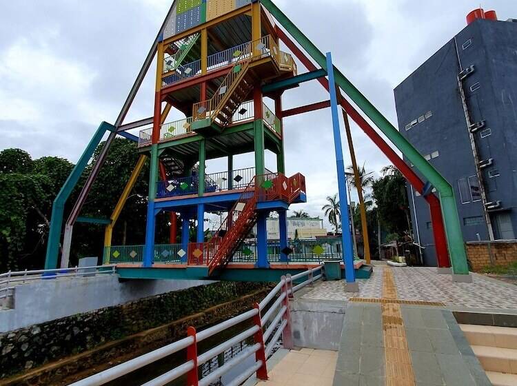 בית מלון כפרי Banjar Permai