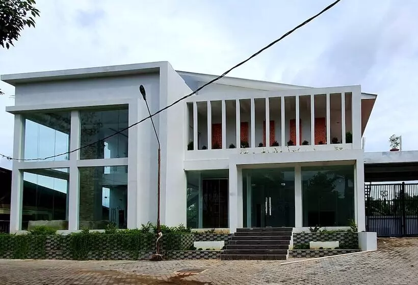 Отель Banjar Permai