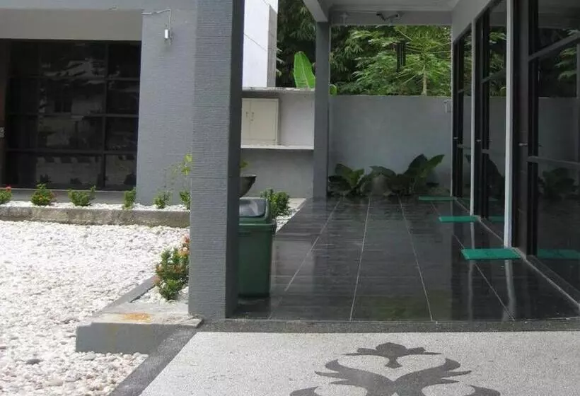 Отель Banjar Permai