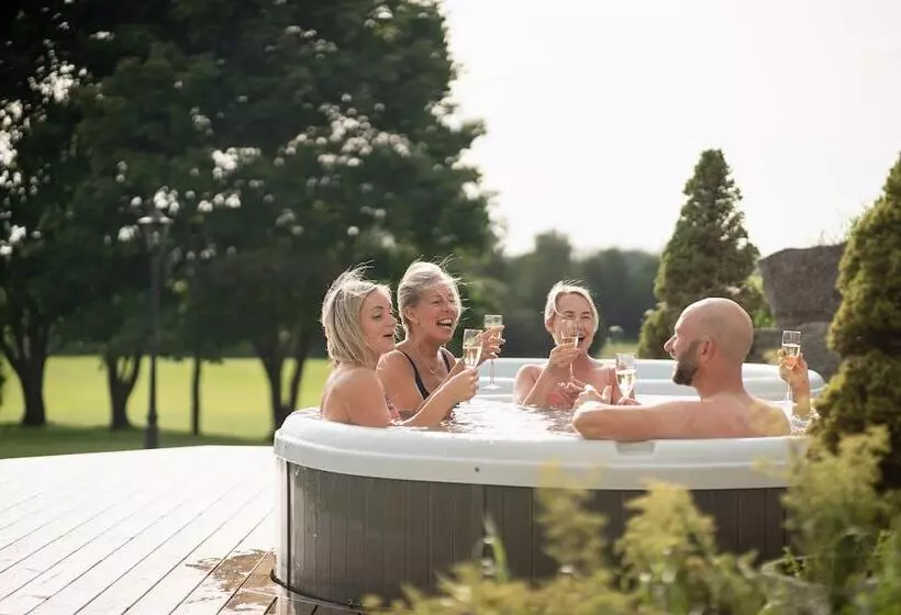 Båsenberga Hotell & Konferens