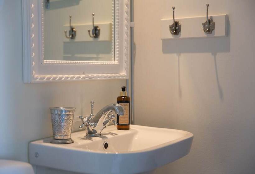 Båsenberga Hotell & Konferens