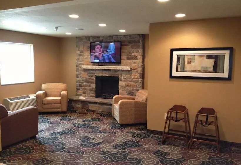 Cobblestone Hotel & Suites   Newton