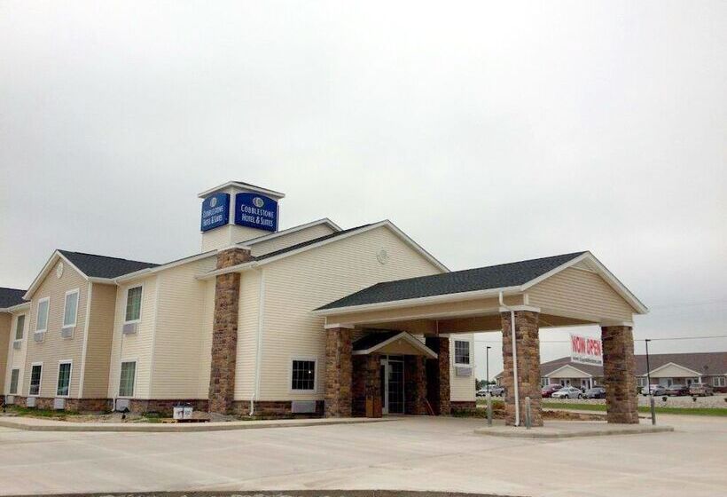 Cobblestone Hotel & Suites   Newton