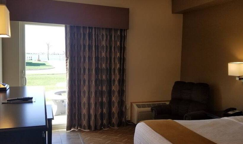 فندق Cobblestone Inn & Suites  Lake View