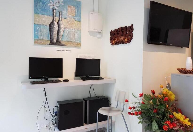 De Uptown Hotel @ Ss2