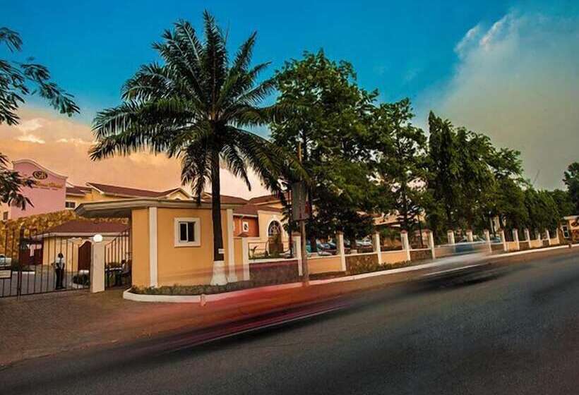 ホテル Golden Bean