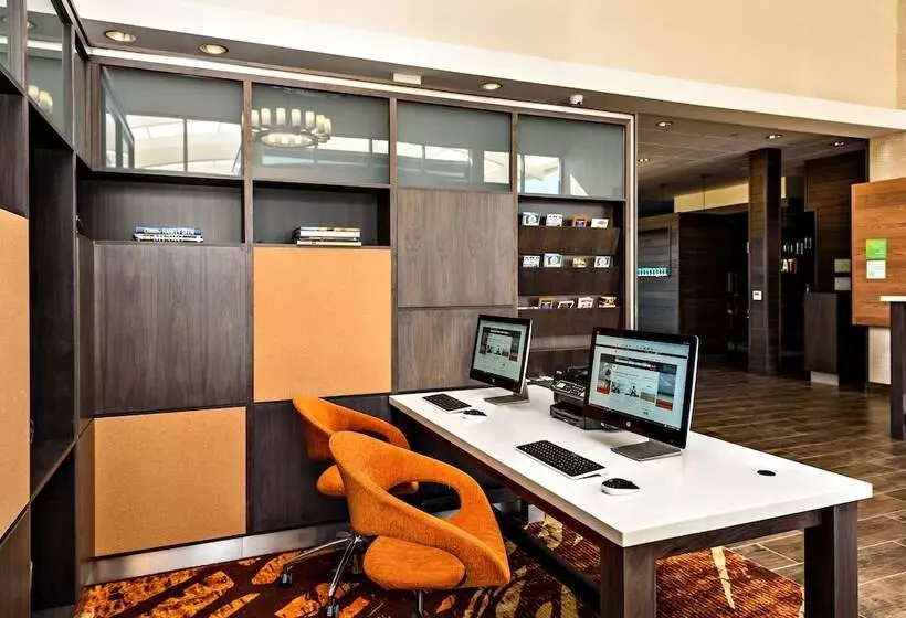 فندق Holiday Inn St. George Convention Center, An Ihg