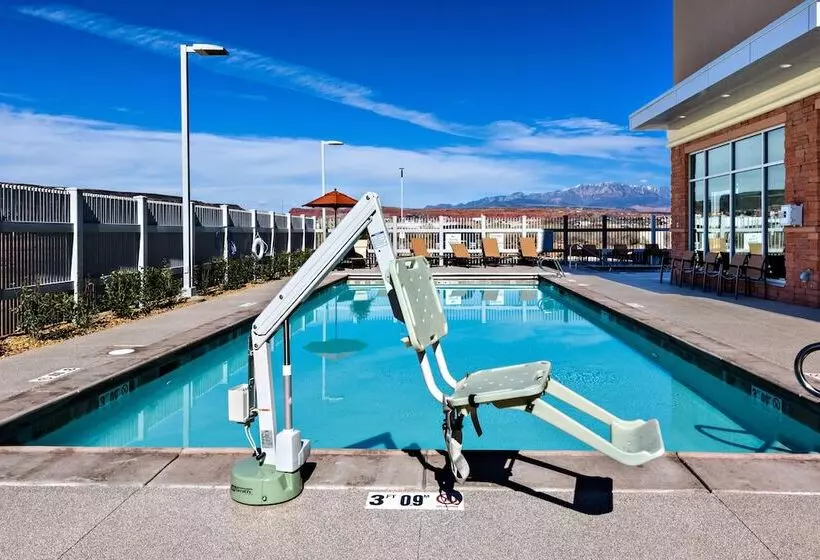 فندق Holiday Inn St. George Convention Center, An Ihg