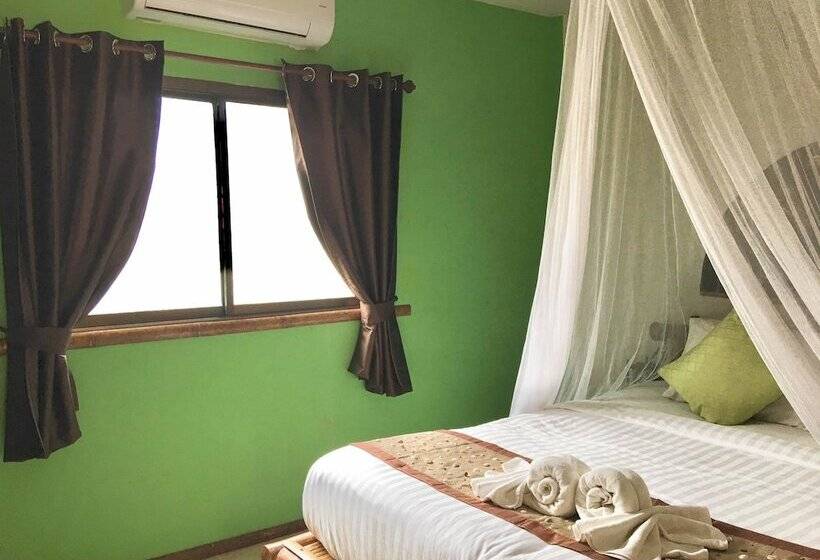 Отель Kantiang Oasis Resort & Spa