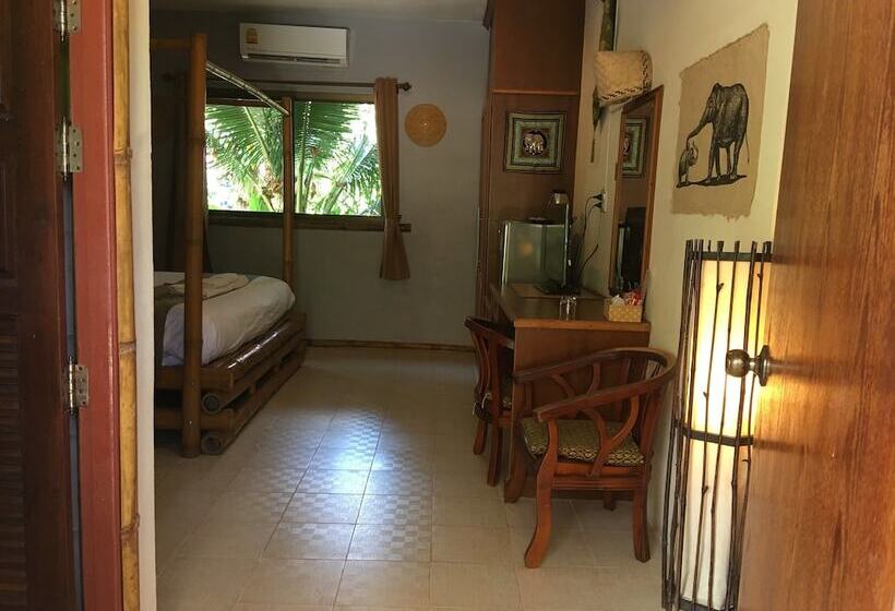 Отель Kantiang Oasis Resort & Spa