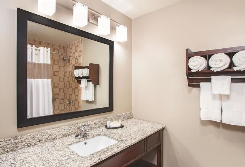 酒店 La Quinta Inn & Suites By Wyndham Far Rockaway